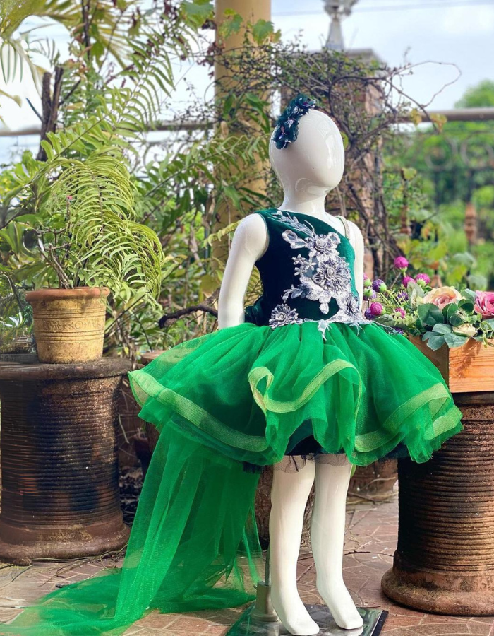 Fiona Short Skirt Kids Gown with Bow Tail